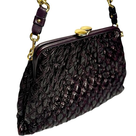 Marc Jacobs Plum Quilted Elastic MINA Stam Bag Kiss Lock Frame Purse Shoulder - Picture 5 of 16